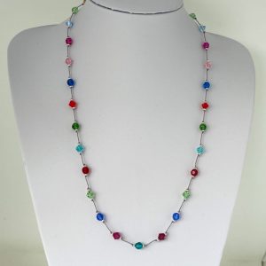 Multi-coloured necklace