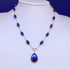 Lapis Lazuli pendant necklace